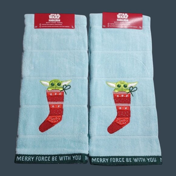 Star Wars Mandalorian Baby Yoda Christmas Holiday Bathroom Hand Towels Set of 2 - Picture 1 of 5
